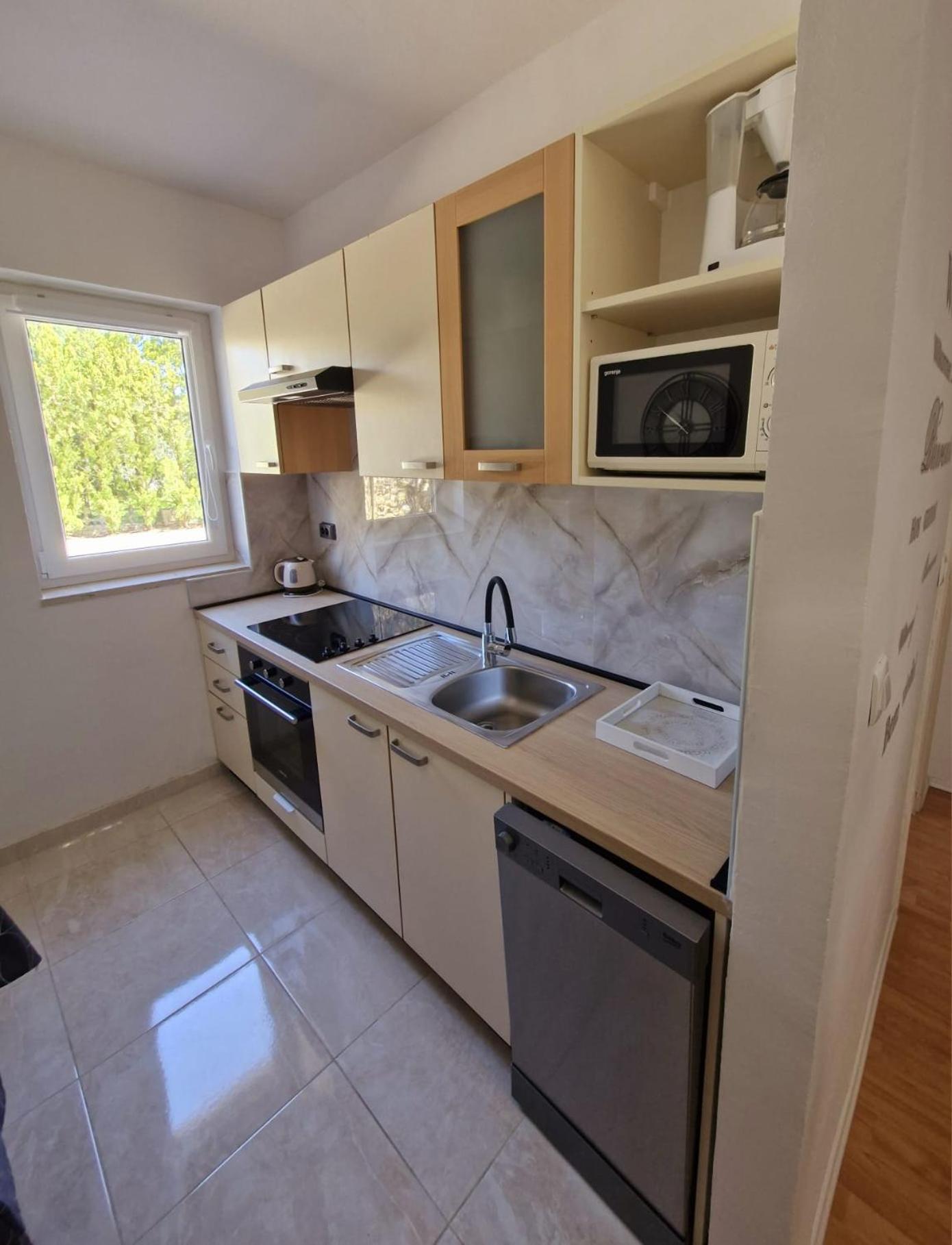Lidija Apartament *